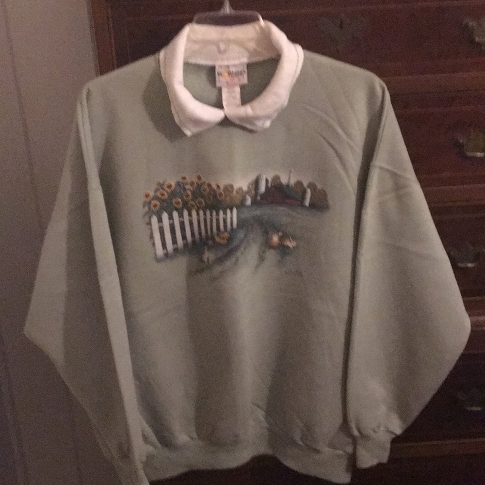Sweatshirt